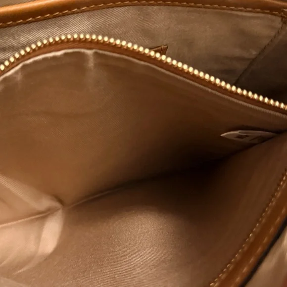 MCM Cognac Visetos Pouch with White Rabbit and Blue Detail - Picture 7 of 7